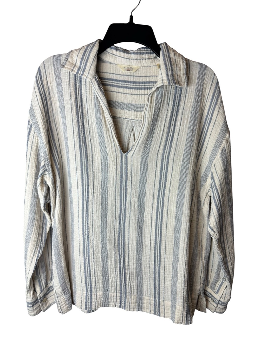 Faherty Cream and Blue Striped Lightweight Pullover Blouse